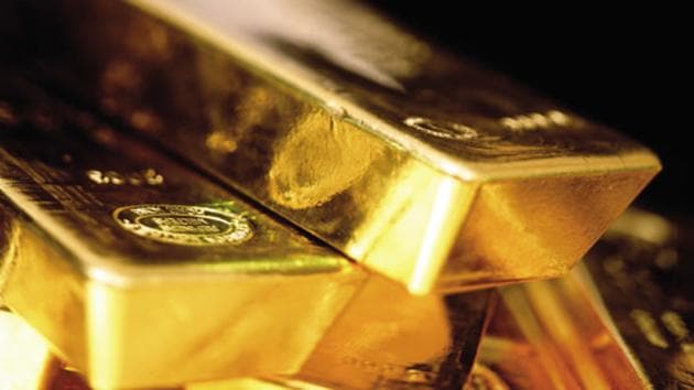 It has been alleged that close to 16,000 grammes of gold stored in its godown was found to be either missing or replaced with non-precious metal.(BLOOMBERG NEWS)