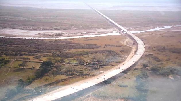 Asia’s longest road bridge over the Brahmaputra river connecting Dhola and Sadiya that will be inaugurated by Prime Minister Narendra Modi on May 26. (Pronib Das/HT Photo) Asia’s longest road bridge over the Brahmaputra river connecting Dhola and Sadiya that will be inaugurated by Prime Minister Narendra Modi on May 26. (Pronib Das/HT Photo)
