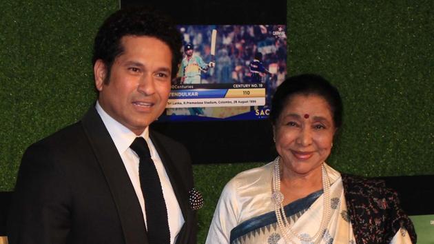 Sachin Tendulkar with singing legend Asha Bhosle at the premier of his biopic, ‘Sachin: A Billion Dreams’, on Wednesday. (prodip guha)