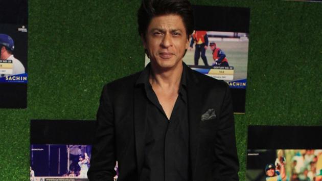 Bollywood superstar Shah Rukh Khan arrive at the premiere of ‘Sachin:A Billion Dreams’ at PVR Icon in Andheri, Mumbai, on Wednesday. (prodip guha)
