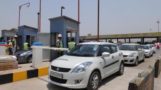 Officials said that around 35 additional staff will be deployed at the booths to ensure a smoother flow of traffic, especially during peak hours. (Parveen Kumar/HT Photo) Officials said that around 35 additional staff will be deployed at the booths to ensure a smoother flow of traffic, especially during peak hours. (Parveen Kumar/HT Photo)