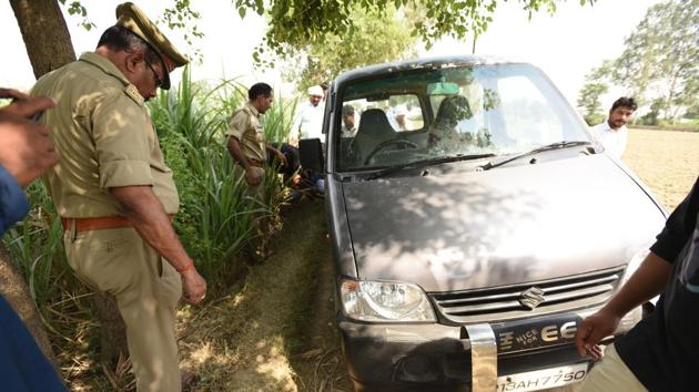 The car in which eight members were travelling to Bulandshahr from Jewar. Four women were allegedly gang raped and one man was shot dead by armed assailants in Greater Noida. (Virendra Singh Gosain/HT PHOTO) The car in which eight members were travelling to Bulandshahr from Jewar. Four women were allegedly gang raped and one man was shot dead by armed assailants in Greater Noida. (Virendra Singh Gosain/HT PHOTO)