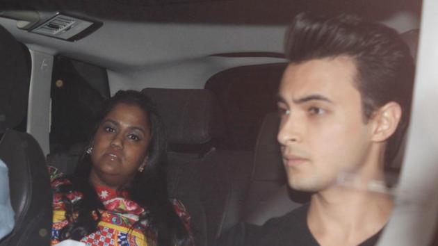 Arpita Khan and Ayush Sharma arrive for Karan Johar’s birthday party. (HT/ Prodip gUHA) Arpita Khan and Ayush Sharma arrive for Karan Johar’s birthday party. (HT/ Prodip gUHA)