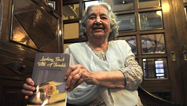 Author of ‘Looking Back with a Twinkle’ Oshima Raikhy at her residence in Chandigarh on Thursday. (Ravi Kumar/HT Photo) Author of ‘Looking Back with a Twinkle’ Oshima Raikhy at her residence in Chandigarh on Thursday. (Ravi Kumar/HT Photo)