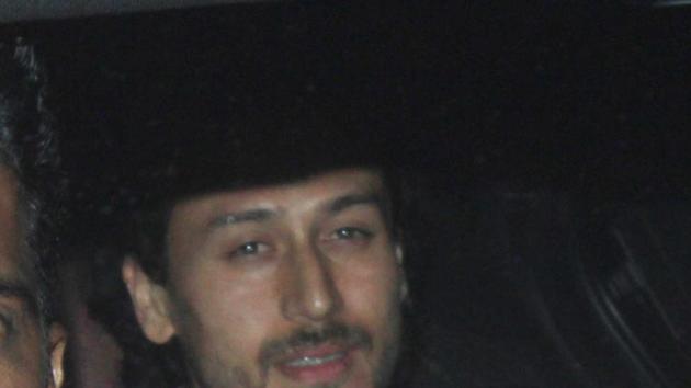 Tiger Shroff arrives for Karan Johar’s birthday party in Mumbai. (HT/ Prodip gUHA) 