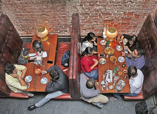 Mumbai, India - May 24, 2017:Group of corporate peoples enjoy the evening at Thdi Mill Social in Mumbai, India, on Wednesday, May 24, 2017. (Photo by Satyabrata Tripathy/ Hindustan Times) (Hindustan Times)