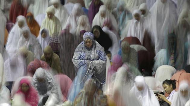 Muslim women perform an evening prayer called 'tarawih' marking the first eve of the holy fasting month of Ramadan, at Istiqlal Mosque in Jakarta, Indonesia. (Tatan Syuflana/AP) Muslim women perform an evening prayer called 'tarawih' marking the first eve of the holy fasting month of Ramadan, at Istiqlal Mosque in Jakarta, Indonesia. (Tatan Syuflana/AP)