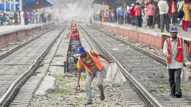 Travelling passengers generate approximately 3,980 metric tonne of human waste per day, says a CAG report. (Pic for Representation) Travelling passengers generate approximately 3,980 metric tonne of human waste per day, says a CAG report. (Pic for Representation)