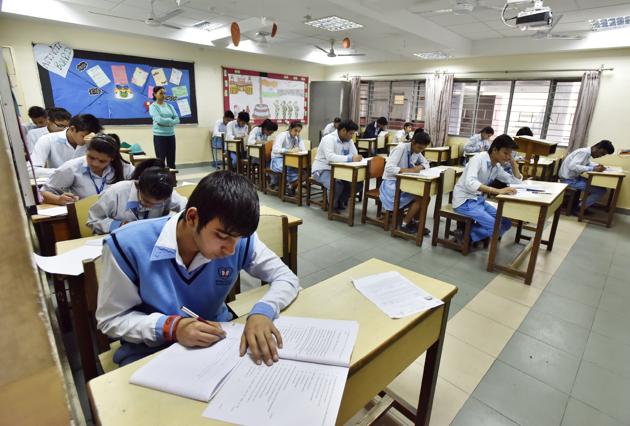 The Central Board of Secondary Education will be announcing its Class 10 board exam results on Saturday.(Sanjeev Verma/HT File Photo) The Central Board of Secondary Education will be announcing its Class 10 board exam results on Saturday.(Sanjeev Verma/HT File Photo)