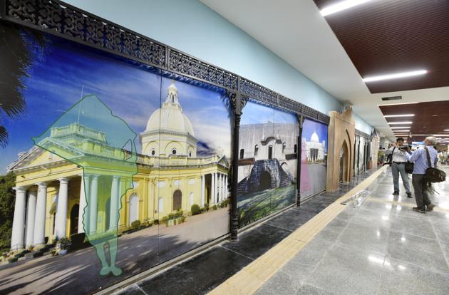 The ITO- Kashmere Gate section of the Delhi Metro, also known as the Heritage Line, has three key stations at Delhi’s landmark historical monuments. These are Delhi Gate, Jama Masjid and Lal Qila. (Mohd Zakir/HT PHOTO)
