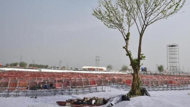 The NGT expert panel had last week submitted its report on the damage caused to the Yamuna floodplains by AoL’s three-day cultural festival last year. (HT FILE) The NGT expert panel had last week submitted its report on the damage caused to the Yamuna floodplains by AoL’s three-day cultural festival last year. (HT FILE)