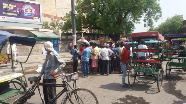 The site where the e-rickshaw driver was beaten to death by a group of youths for objecting to their urinating in public.(HT PHOTO) The site where the e-rickshaw driver was beaten to death by a group of youths for objecting to their urinating in public.(HT PHOTO)