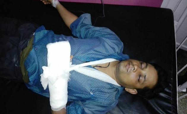 Kapil Kumar, whose fingers were chopped off, was to get married on June 3. (HT photo) Kapil Kumar, whose fingers were chopped off, was to get married on June 3. (HT photo)