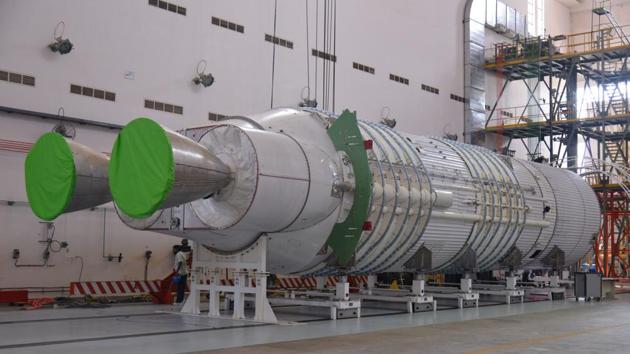 It took more than 15 years for Indian scientists to master the cyrogenic technology which relies on liquid oxygen and liquid hydrogen. (courtesy-ISRO)