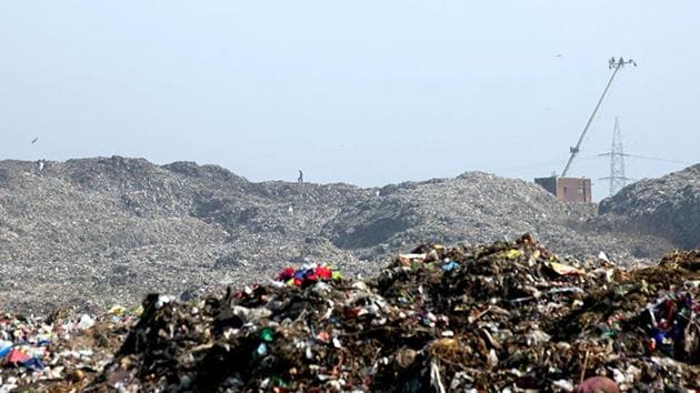 Located in the eastern suburbs of Mumbai, the Mulund landfill currently holds 60 lakh metric tonnes of waste. (HT file) Located in the eastern suburbs of Mumbai, the Mulund landfill currently holds 60 lakh metric tonnes of waste. (HT file)