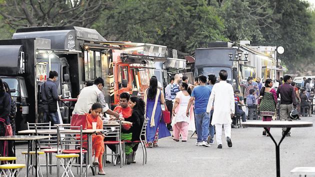 From roadside food trucks to micro-breweries, there are a lot of options in the city and customers’ tastes have been expanding to demand and devour a variety of cuisine from around the country and the world.(Parveen Kumar/HT Photo)