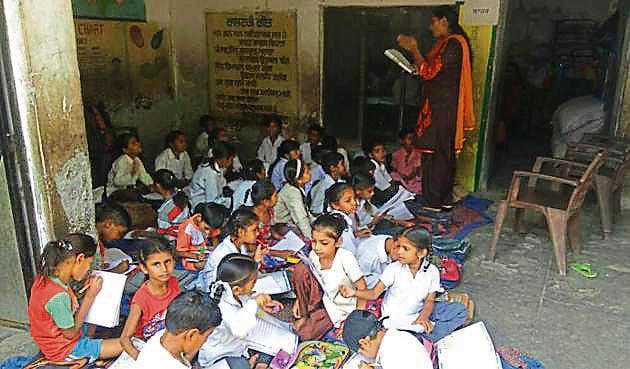 A teacher taking a class at the government school in Sultanpur Lodhi on Tuesday. (HT Photo) A teacher taking a class at the government school in Sultanpur Lodhi on Tuesday. (HT Photo)