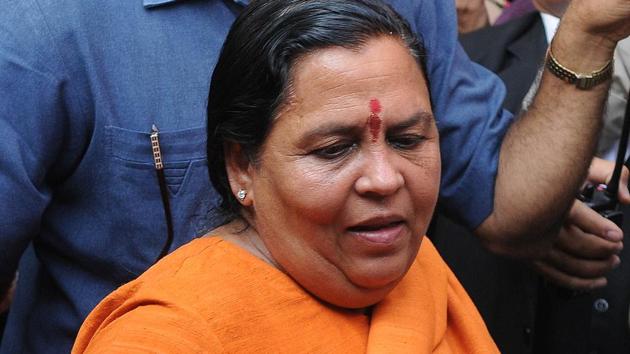 BJP leader Uma Bharti after getting bail in Babri demolition case at a CBI court in Lucknow on Tuesday.(Subhankar Chakraborty/HT Photo) BJP leader Uma Bharti after getting bail in Babri demolition case at a CBI court in Lucknow on Tuesday.(Subhankar Chakraborty/HT Photo)