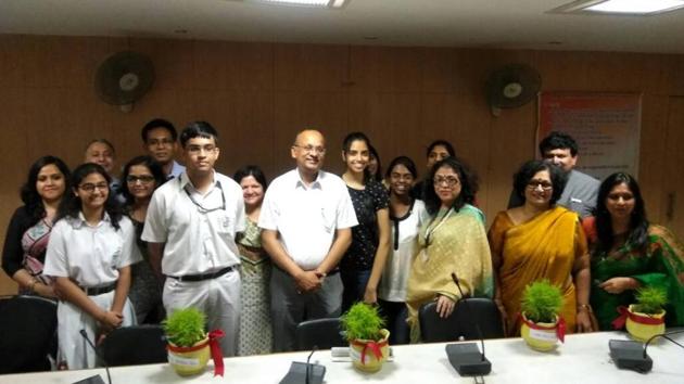 BN Singh, district magistrate of Gautam Budh Nagar, felicitated Raksha, Johana Ravindran of Somerville School, Aasra Khan of Amity International School, Faraz Rahman Mallik and Rhea Bhatia of Delhi Public School in his office. (HT Photo) BN Singh, district magistrate of Gautam Budh Nagar, felicitated Raksha, Johana Ravindran of Somerville School, Aasra Khan of Amity International School, Faraz Rahman Mallik and Rhea Bhatia of Delhi Public School in his office. (HT Photo)