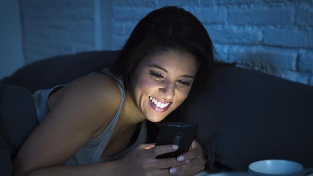 Students with high initial levels of night-time mobile phone use also tended to have higher initial levels of poor sleep behaviour.(Shutterstock) Students with high initial levels of night-time mobile phone use also tended to have higher initial levels of poor sleep behaviour.(Shutterstock)