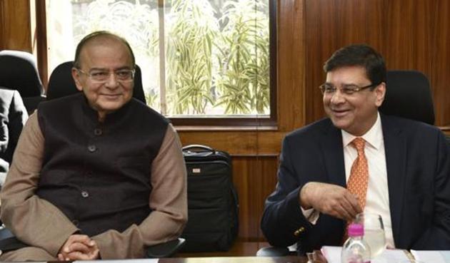 Finance Minister Arun Jaitley (L) and Reserve Bank Governor Urjit Patel at the RBI Board Meeting in New Delhi. (Mohd Zakir/HT PHOTO) Finance Minister Arun Jaitley (L) and Reserve Bank Governor Urjit Patel at the RBI Board Meeting in New Delhi. (Mohd Zakir/HT PHOTO)