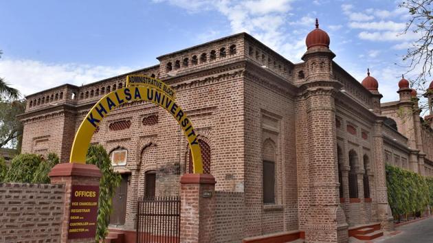 Khalsa University, Amritsar, was established by the previous SAD-BJP alliance government despite huge criticism from not only the residents of Amritsar but also from the alumni of the college and intellectuals of the state, said a CMO press release. (HT File Photo) Khalsa University, Amritsar, was established by the previous SAD-BJP alliance government despite huge criticism from not only the residents of Amritsar but also from the alumni of the college and intellectuals of the state, said a CMO press release. (HT File Photo)