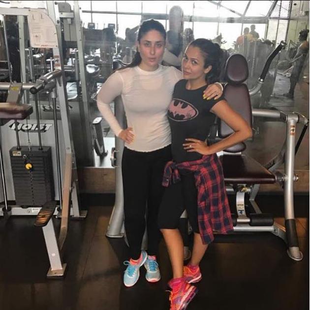 Kareena Kapoor Khan working out in the gym.(Instagram.com)