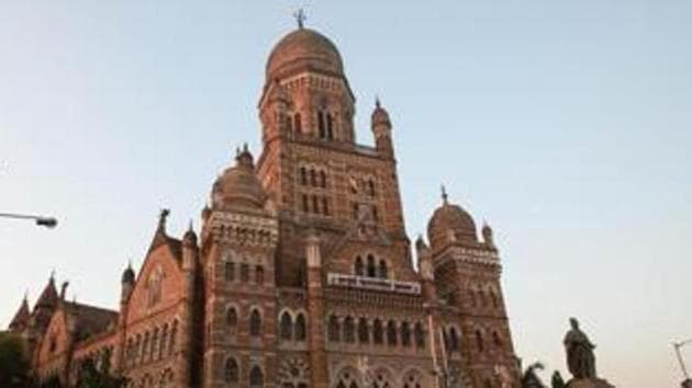 Yashwant Jadhav, Sena group leader, also called it an interference in the civic body and a decision against the environment. (HT) Yashwant Jadhav, Sena group leader, also called it an interference in the civic body and a decision against the environment. (HT)