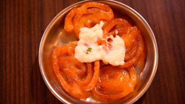 Fancy some jalebis made of mangoes?(HT Photo)