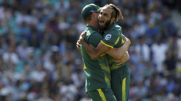 Imran Tahir (R) picked up 4/27 which helped South Africa beat Sri Lanka by 96 runs in the ICC Champions Trophy 2017 Group B game at The Oval in London on Saturday. Catch full cricket score of South Africa vs Sri Lanka here. (AP) Imran Tahir (R) picked up 4/27 which helped South Africa beat Sri Lanka by 96 runs in the ICC Champions Trophy 2017 Group B game at The Oval in London on Saturday. Catch full cricket score of South Africa vs Sri Lanka here. (AP)