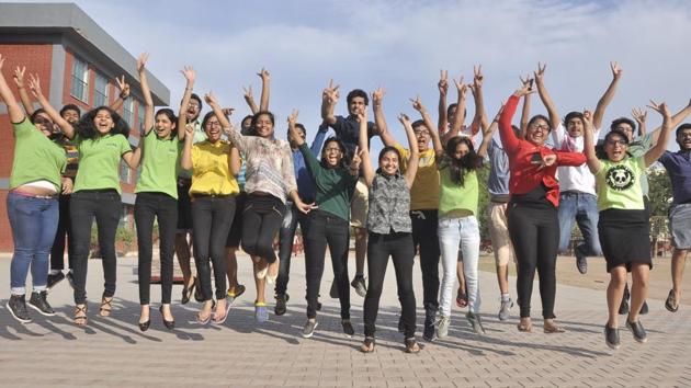 CBSE Class 10 Board exam results have been declared, you can check them on CBSE’s official website or on Bing(Sant Arora/Hindustan Times) CBSE Class 10 Board exam results have been declared, you can check them on CBSE’s official website or on Bing(Sant Arora/Hindustan Times)