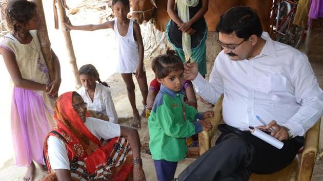 Secretary, district legal authority, Abhishek Upadhyay came as a messenger of goodwill for Preeti. (HT Photo) Secretary, district legal authority, Abhishek Upadhyay came as a messenger of goodwill for Preeti. (HT Photo)