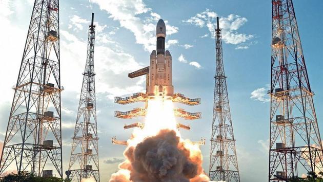 ISRO launches GSLV-MK III: Scientists call India’s heaviest rocket ...