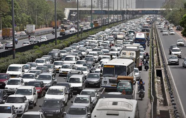 Why Traffic Jam In Gurgaon Today