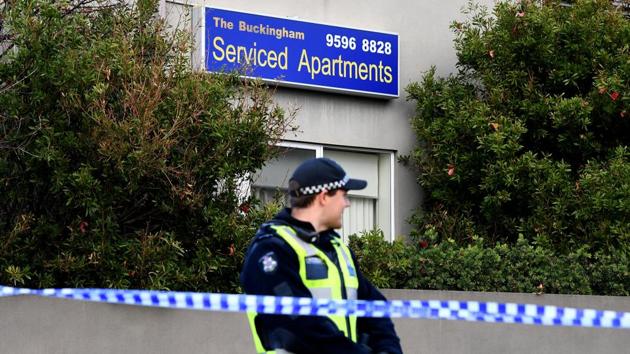 A police officer stands guard outside the Buckingham Serviced Apartments in Brighton in Melbourne, Australia, June 6, 2017, where a hostage incident took place on Monday. (REUTERS) A police officer stands guard outside the Buckingham Serviced Apartments in Brighton in Melbourne, Australia, June 6, 2017, where a hostage incident took place on Monday. (REUTERS)