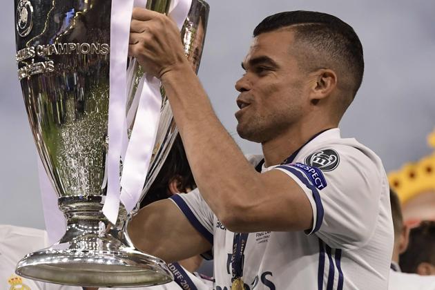 Pepe wasn’t offered a new deal by Real Madrid and has now confirmed his departure from the club. (AFP PHOTO / JAVIER SORIANO Pepe wasn’t offered a new deal by Real Madrid and has now confirmed his departure from the club. (AFP PHOTO / JAVIER SORIANO