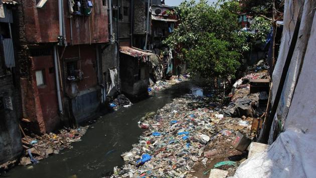 A clogged, polluted Behrampada nullah in Mumbai’s Bandra East on June 4.(Praful Gangurde)