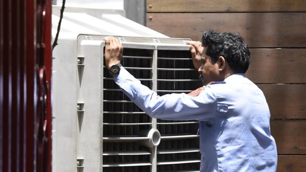 Electricity consumption touched 6,526 MW on Tuesday afternoon. (Sonu Mehta/HT File Photo) Electricity consumption touched 6,526 MW on Tuesday afternoon. (Sonu Mehta/HT File Photo)