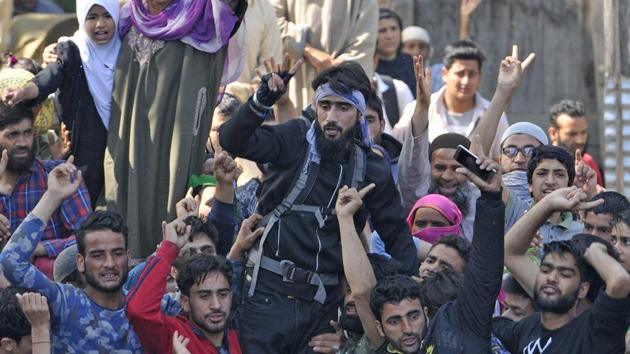 A militant, identified as Danish Ahmed, who was seen during the funeral procession of Hizbul commander Sabzar Bhat, has surrendered. (Waseem Andrabi/ HT Photo) A militant, identified as Danish Ahmed, who was seen during the funeral procession of Hizbul commander Sabzar Bhat, has surrendered. (Waseem Andrabi/ HT Photo)