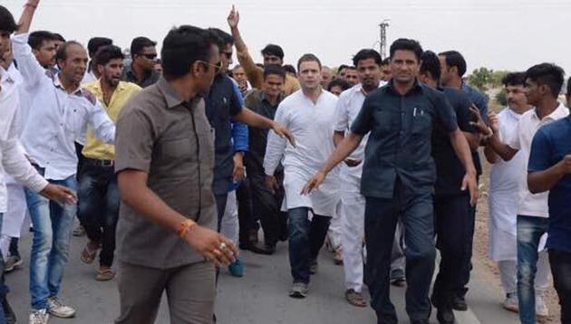 Rahul Gandhi walking towards violence-hit Mandsaur in Madhya Pradesh on Thursday.(Twitter/INC)