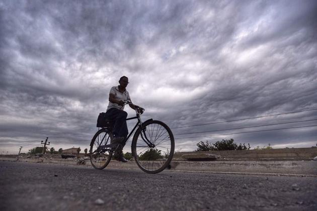 According to IMD reports, heavy rain is expected as the week progresses. (Ravi Choudhary / HT Photo)