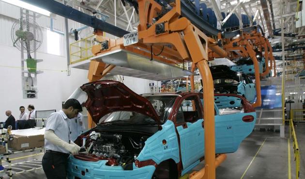 A worker assembles a new vehicle on the assembly line of General Motors Corp. in Talegaon, near Mumbai. On May 18, the carmaker suddenly decided to stop selling its vehicles in India as there was no turnaround in its fortunes here after struggling for over two decades to make a mark. (AP) A worker assembles a new vehicle on the assembly line of General Motors Corp. in Talegaon, near Mumbai. On May 18, the carmaker suddenly decided to stop selling its vehicles in India as there was no turnaround in its fortunes here after struggling for over two decades to make a mark. (AP)