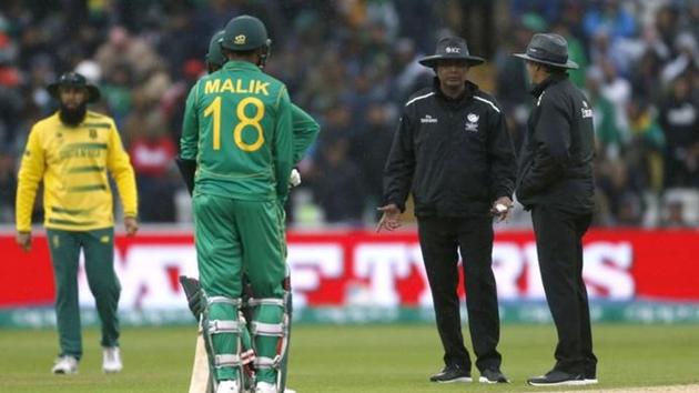 The Pakistan vs South Africa ICC Champions Trophy 2017 Group B match at Edgbaston on Wednesday was interrupted by rain. Watch match video highlights of Pakistan vs South Africa here. (Reuters) The Pakistan vs South Africa ICC Champions Trophy 2017 Group B match at Edgbaston on Wednesday was interrupted by rain. Watch match video highlights of Pakistan vs South Africa here. (Reuters)