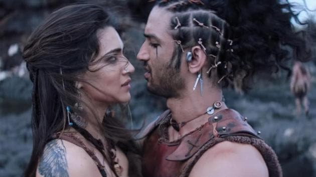 Sushant Singh Rajput and Kriti Sanon in a still from Raabta.