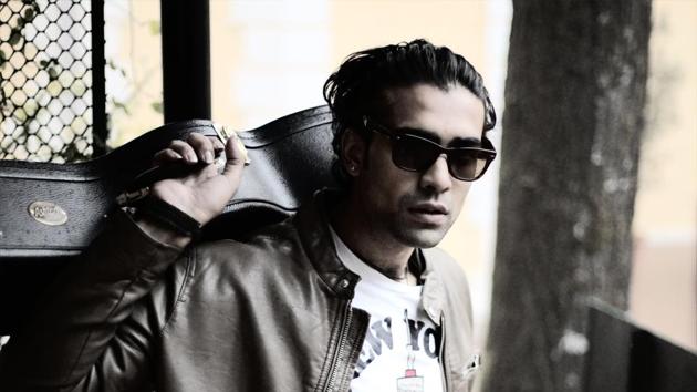 Singer Jubin Nautiyal loves saying simple things through his songs. Singer Jubin Nautiyal loves saying simple things through his songs.