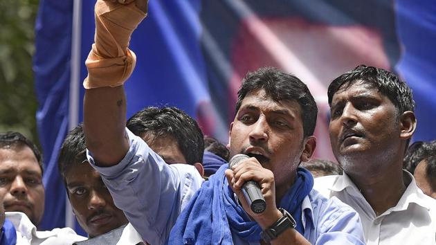 Bheem Army founder Chandrashekhar addresses a protest rally at Jantar Mantar in New Delhi on May 21. He was arrested from Dalhousie, Himachal Pradesh, on Thursday.(Ravi Choudhary/HT Photo)