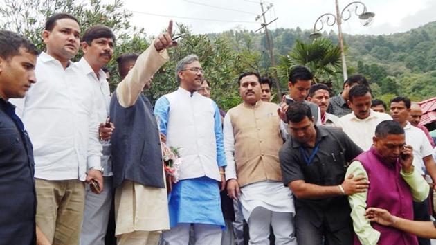 Chief minister TS Rawat inspects Naini Lake in Nainital on Friday. (HT Photo) Chief minister TS Rawat inspects Naini Lake in Nainital on Friday. (HT Photo)