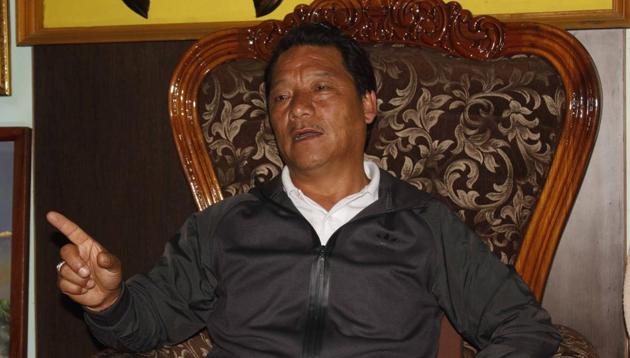 The wrinkles on Bimal Gurung’s forehead can run deeper in the near future with the government stepping up pressure. (HT Photo) The wrinkles on Bimal Gurung’s forehead can run deeper in the near future with the government stepping up pressure. (HT Photo)