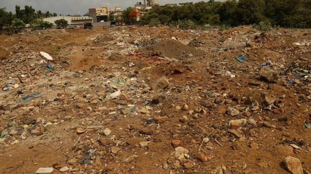 Kihim is one of many dirty beaches in and around the city. (HT Photo) Kihim is one of many dirty beaches in and around the city. (HT Photo)