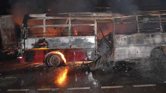 Twenty-four people were charred after a UPSRTC bus caught fire on National Highway 24 in Bareilly around 1am on Monday. (HT Photo) Twenty-four people were charred after a UPSRTC bus caught fire on National Highway 24 in Bareilly around 1am on Monday. (HT Photo)